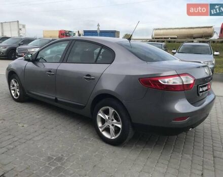 Серый Рено Флюенс, объемом двигателя 1.5 л и пробегом 235 тыс. км за 5500 $, фото 7 на Automoto.ua