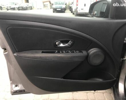 Сірий Рено Флюенс, об'ємом двигуна 1.5 л та пробігом 235 тис. км за 5500 $, фото 12 на Automoto.ua