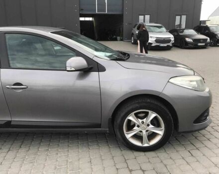 Серый Рено Флюенс, объемом двигателя 1.5 л и пробегом 235 тыс. км за 5500 $, фото 3 на Automoto.ua