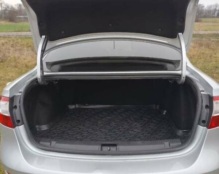 Серый Рено Флюенс, объемом двигателя 1.46 л и пробегом 274 тыс. км за 8300 $, фото 6 на Automoto.ua