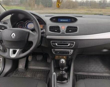 Серый Рено Флюенс, объемом двигателя 1.46 л и пробегом 274 тыс. км за 8300 $, фото 18 на Automoto.ua