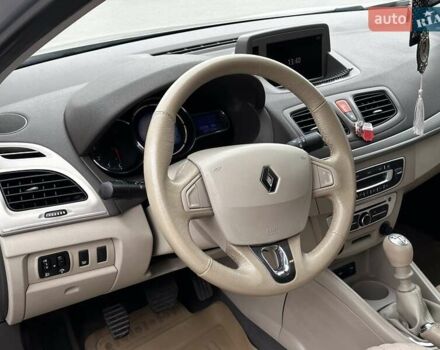 Рено Флюенс 2015 у Львові на Automoto.ua Сірий Рено Флюенс, об'ємом двигуна 1.46 л та пробігом 192 тис. км за 9499 $, фото 21 на Automoto.ua