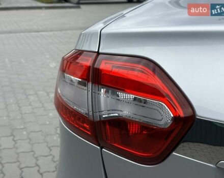 Рено Флюенс 2015 у Львові на Automoto.ua Сірий Рено Флюенс, об'ємом двигуна 1.46 л та пробігом 192 тис. км за 9499 $, фото 9 на Automoto.ua