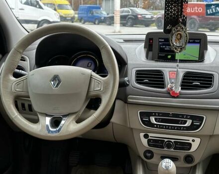 Рено Флюенс 2015 у Львові на Automoto.ua Сірий Рено Флюенс, об'ємом двигуна 1.46 л та пробігом 192 тис. км за 9499 $, фото 31 на Automoto.ua