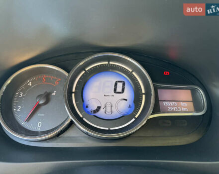 Серый Рено Флюенс, объемом двигателя 1.46 л и пробегом 138 тыс. км за 9600 $, фото 13 на Automoto.ua
