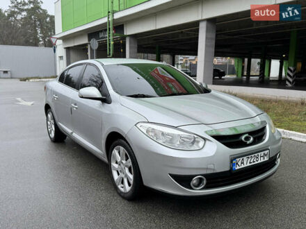 Сірий Рено Флюенс, об'ємом двигуна 1.6 л та пробігом 259 тис. км за 4500 $, фото 1 на Automoto.ua