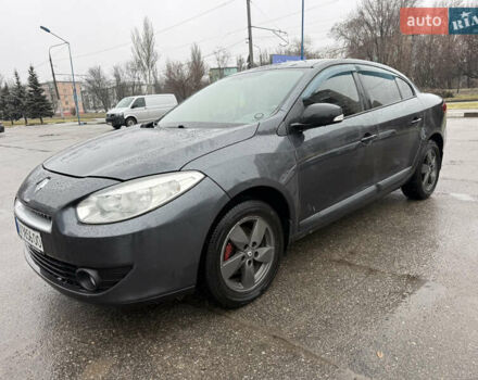 Сірий Рено Флюенс, об'ємом двигуна 1.6 л та пробігом 193 тис. км за 5700 $, фото 1 на Automoto.ua