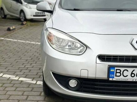 Серый Рено Флюенс, объемом двигателя 1.46 л и пробегом 195 тыс. км за 5400 $, фото 1 на Automoto.ua