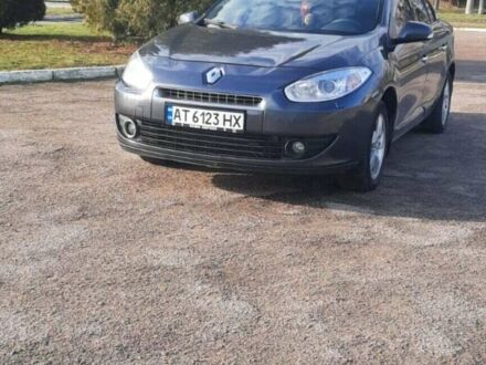 Сірий Рено Флюенс, об'ємом двигуна 2 л та пробігом 200 тис. км за 5800 $, фото 1 на Automoto.ua