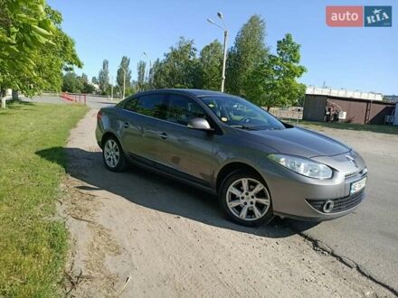 Рено Флюенс 2010 в Днепре (Днепропетровске) на Automoto.ua Серый Рено Флюенс, объемом двигателя 1.5 л и пробегом 201 тыс. км за 7300 $, фото 1 на Automoto.ua