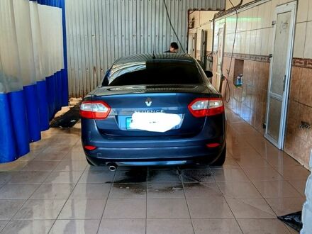 Сірий Рено Флюенс, об'ємом двигуна 1.6 л та пробігом 300 тис. км за 6000 $, фото 1 на Automoto.ua