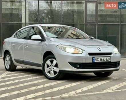 Серый Рено Флюенс, объемом двигателя 1.6 л и пробегом 250 тыс. км за 5200 $, фото 1 на Automoto.ua