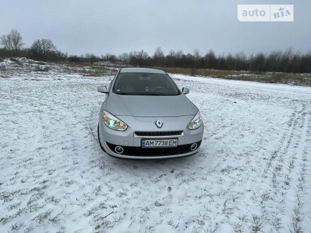 Рено Флюенс 2010 у Коростене на Automoto.ua Сірий Рено Флюенс, об'ємом двигуна 1.5 л та пробігом 230 тис. км за 7000 $, фото 1 на Automoto.ua
