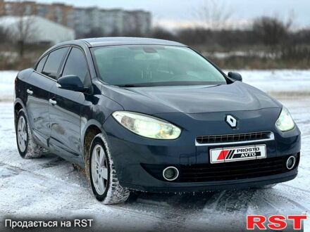 Серый Рено Флюенс, объемом двигателя 2 л и пробегом 19700 тыс. км за 7250 $, фото 1 на Automoto.ua