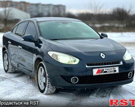 Сірий Рено Флюенс, об'ємом двигуна 2 л та пробігом 19700 тис. км за 7250 $, фото 1 на Automoto.ua