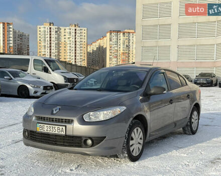 Сірий Рено Флюенс, об'ємом двигуна 1.6 л та пробігом 92 тис. км за 6400 $, фото 1 на Automoto.ua
