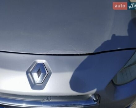 Серый Рено Флюенс, объемом двигателя 1.6 л и пробегом 228 тыс. км за 5200 $, фото 1 на Automoto.ua