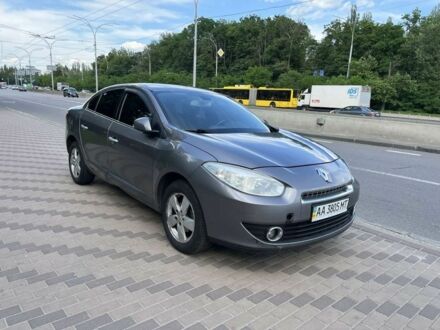 Сірий Рено Флюенс, об'ємом двигуна 2 л та пробігом 221 тис. км за 4500 $, фото 1 на Automoto.ua