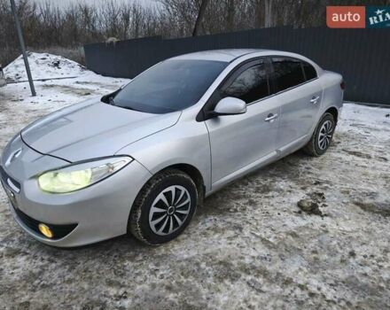 Серый Рено Флюенс, объемом двигателя 1.5 л и пробегом 245 тыс. км за 5600 $, фото 1 на Automoto.ua