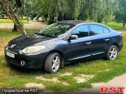 Рено Флюенс 2011 в Переяславе-Хмельницком на Automoto.ua Серый Рено Флюенс, объемом двигателя 1.5 л и пробегом 239 тыс. км за 7000 $, фото 1 на Automoto.ua