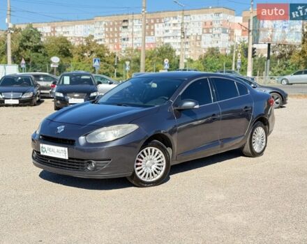 Серый Рено Флюенс, объемом двигателя 1.6 л и пробегом 218 тыс. км за 4900 $, фото 1 на Automoto.ua