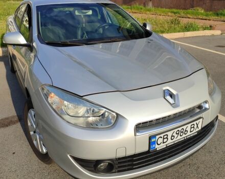 Серый Рено Флюенс, объемом двигателя 1.5 л и пробегом 185 тыс. км за 7600 $, фото 1 на Automoto.ua