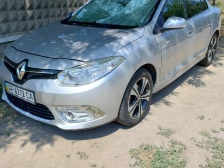Рено Флюенс 2012 в Запорожье на Automoto.ua Серый Рено Флюенс, объемом двигателя 2 л и пробегом 220 тыс. км за 6300 $, фото 1 на Automoto.ua