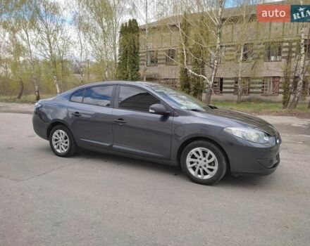Серый Рено Флюенс, объемом двигателя 0 л и пробегом 82 тыс. км за 4850 $, фото 1 на Automoto.ua