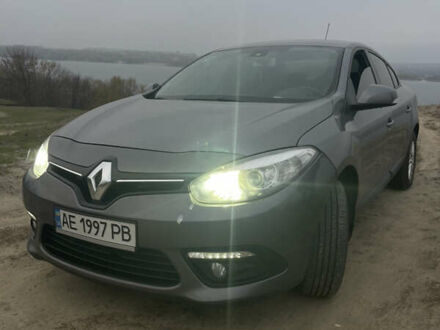 Серый Рено Флюенс, объемом двигателя 1.46 л и пробегом 260 тыс. км за 7599 $, фото 1 на Automoto.ua
