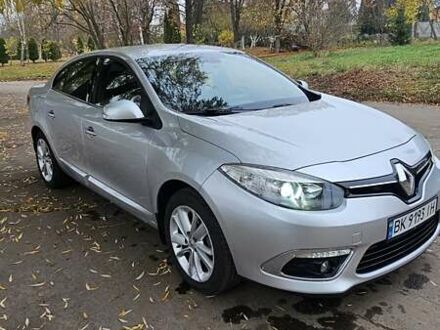 Серый Рено Флюенс, объемом двигателя 1.6 л и пробегом 118 тыс. км за 7850 $, фото 1 на Automoto.ua