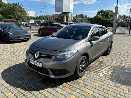 Рено Флюенс 2014 у Одесі на Automoto.ua Сірий Рено Флюенс, об'ємом двигуна 1.5 л та пробігом 176 тис. км за 8500 $, фото 1 на Automoto.ua