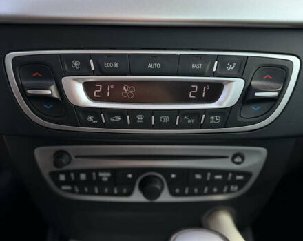 Синий Рено Флюенс, объемом двигателя 0 л и пробегом 66 тыс. км за 3999 $, фото 13 на Automoto.ua