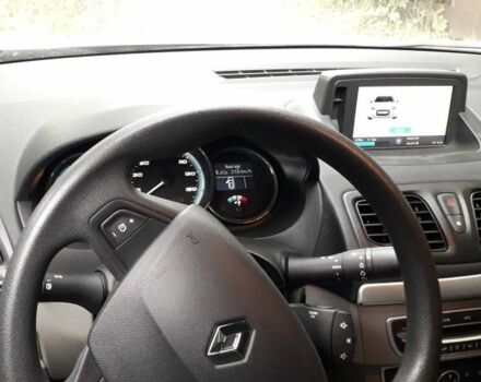 Синий Рено Флюенс, объемом двигателя 0 л и пробегом 62 тыс. км за 7000 $, фото 6 на Automoto.ua