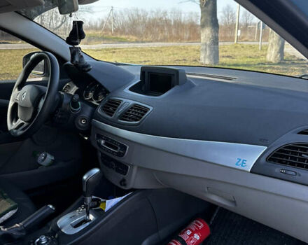 Синий Рено Флюенс, объемом двигателя 0 л и пробегом 63 тыс. км за 4900 $, фото 17 на Automoto.ua