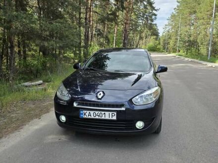 Рено Флюенс 2010 в Киеве на Automoto.ua Синий Рено Флюенс, объемом двигателя 1.5 л и пробегом 236 тыс. км за 7400 $, фото 1 на Automoto.ua