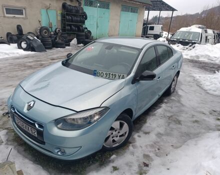 Синий Рено Флюенс, объемом двигателя 0 л и пробегом 56 тыс. км за 3650 $, фото 1 на Automoto.ua