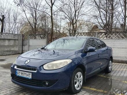 Рено Флюенс 2011 у Івано-Франківську на Automoto.ua Синій Рено Флюенс, об'ємом двигуна 1.6 л та пробігом 275 тис. км за 5900 $, фото 1 на Automoto.ua