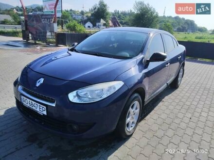 Рено Флюенс 2011 в Мукачеве на Automoto.ua Синий Рено Флюенс, объемом двигателя 1.6 л и пробегом 284 тыс. км за 6200 $, фото 1 на Automoto.ua