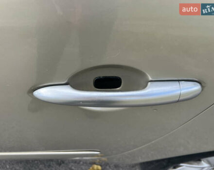 Рено Гранд Еспейс 2006 у Києві на Automoto.ua Бежевий Рено Гранд Еспейс, об'ємом двигуна 2.2 л та пробігом 320 тис. км за 4500 $, фото 20 на Automoto.ua