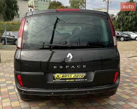 Черный Рено Гранд Эспейс, объемом двигателя 2 л и пробегом 197 тыс. км за 7800 $, фото 5 на Automoto.ua