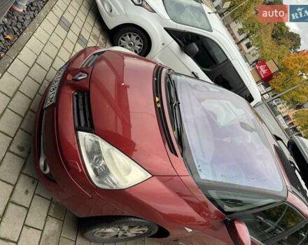 Червоний Рено Гранд Еспейс, об'ємом двигуна 2 л та пробігом 442 тис. км за 5246 $, фото 11 на Automoto.ua