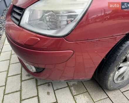 Червоний Рено Гранд Еспейс, об'ємом двигуна 2 л та пробігом 442 тис. км за 5246 $, фото 10 на Automoto.ua