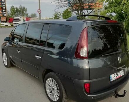 Серый Рено Гранд Эспейс, объемом двигателя 2 л и пробегом 178 тыс. км за 7500 $, фото 8 на Automoto.ua