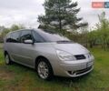 Серый Рено Гранд Эспейс, объемом двигателя 2 л и пробегом 289 тыс. км за 8200 $, фото 1 на Automoto.ua