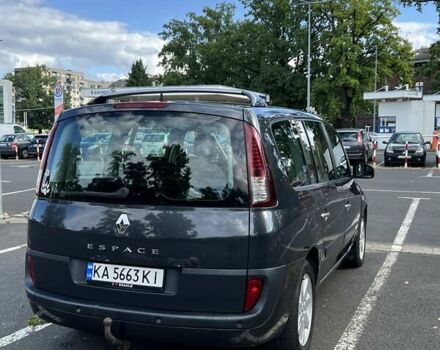 Серый Рено Гранд Эспейс, объемом двигателя 2 л и пробегом 227 тыс. км за 6900 $, фото 2 на Automoto.ua