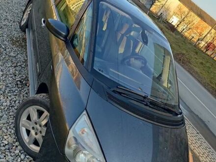 Сірий Рено Гранд Еспейс, об'ємом двигуна 2.2 л та пробігом 316 тис. км за 3600 $, фото 1 на Automoto.ua