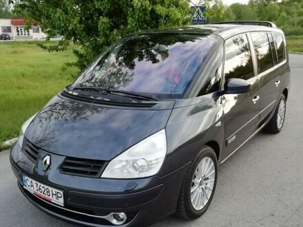 Серый Рено Гранд Эспейс, объемом двигателя 2 л и пробегом 178 тыс. км за 7500 $, фото 1 на Automoto.ua