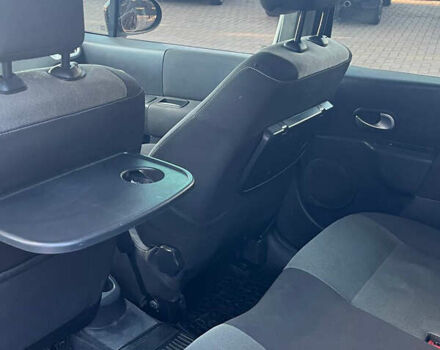 Рено Grand Modus 2008 у Кривому Розі на Automoto.ua Чорний Рено Grand Modus, об'ємом двигуна 1.2 л та пробігом 131 тис. км за 4900 $, фото 12 на Automoto.ua