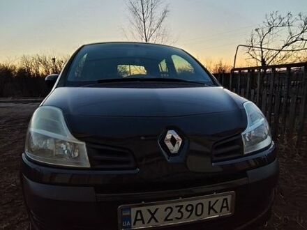 Черный Рено Grand Modus, объемом двигателя 1.5 л и пробегом 173 тыс. км за 4900 $, фото 1 на Automoto.ua