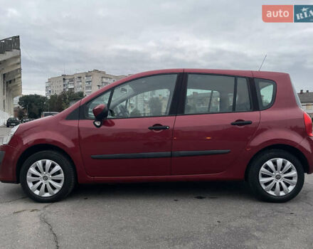 Красный Рено Grand Modus, объемом двигателя 1.6 л и пробегом 172 тыс. км за 6250 $, фото 11 на Automoto.ua